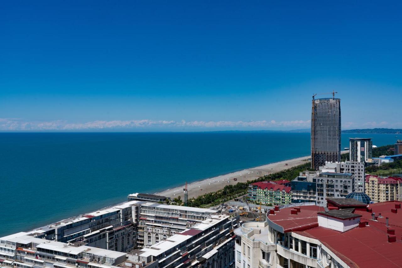 Sea Breeze In Batumi Exterior foto