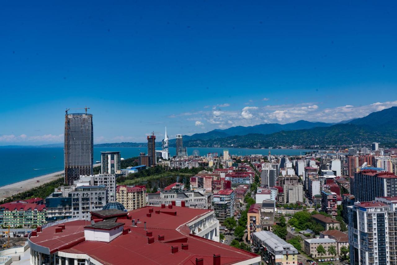 Sea Breeze In Batumi Exterior foto