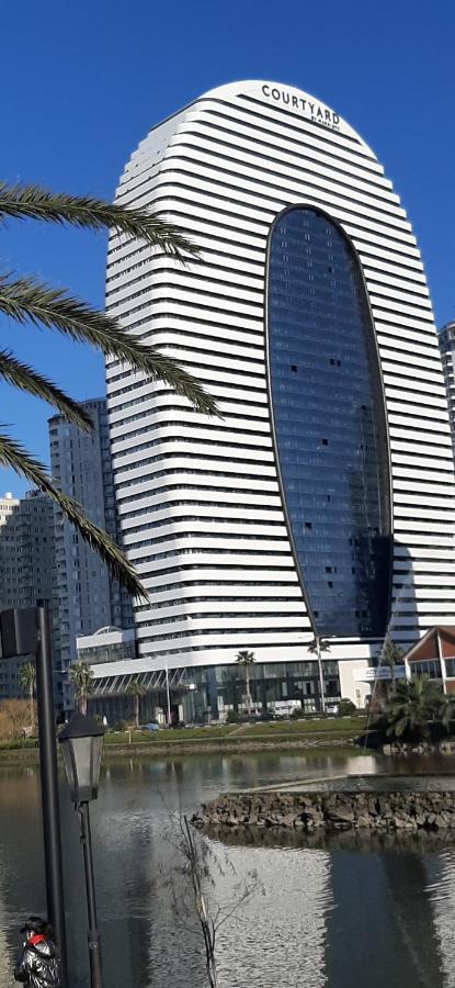 Sea Breeze In Batumi Exterior foto