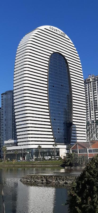 Sea Breeze In Batumi Exterior foto