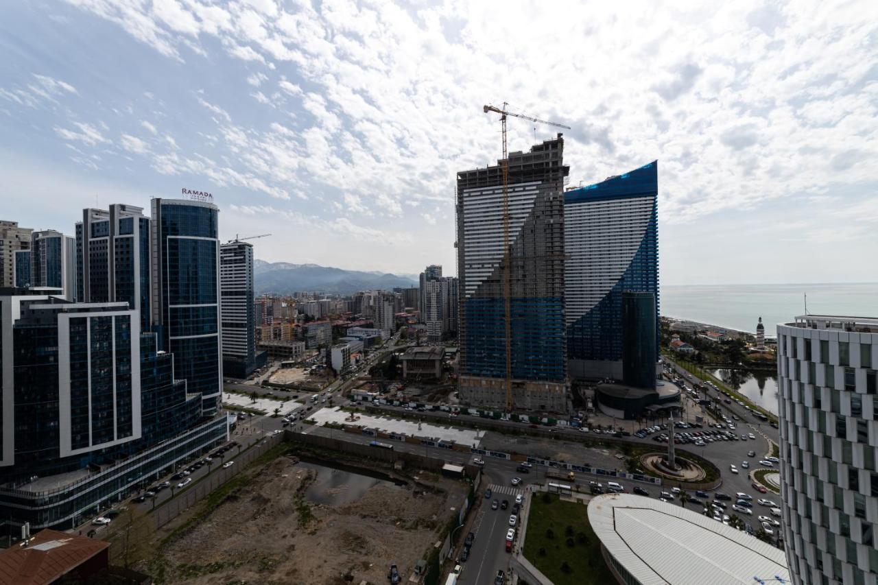 Sea Breeze In Batumi Exterior foto